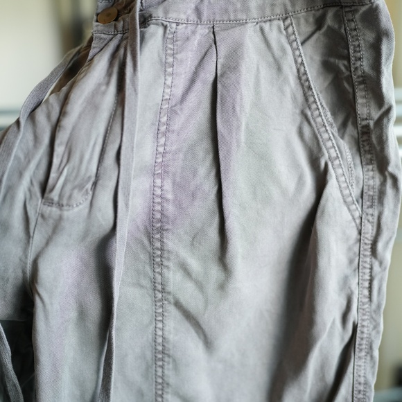 Pants - Picture 3 of 5